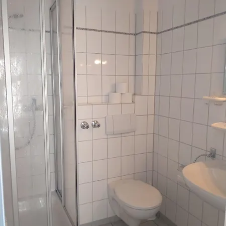 Prigge - Akademie Talaue 3* לנגריך