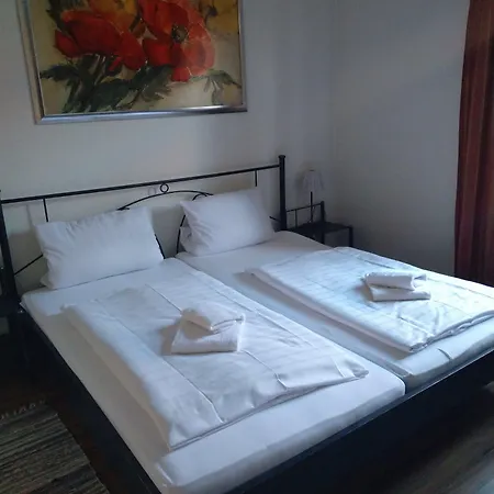 Prigge - Akademie Talaue מלון 3*